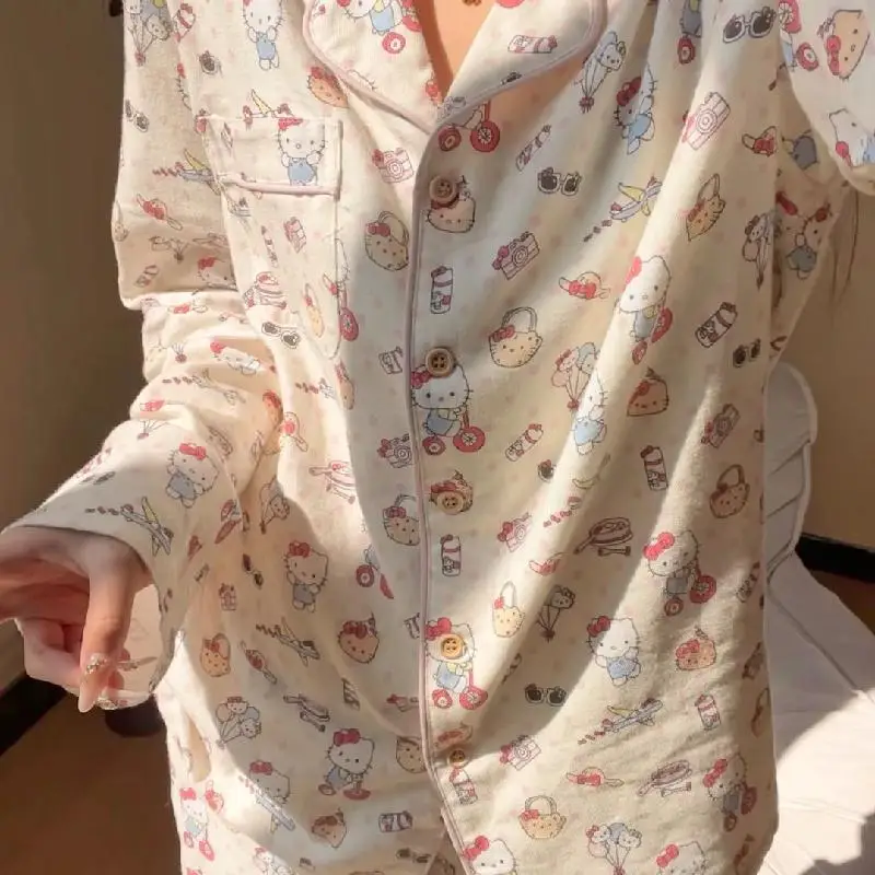 

Sanrio Girl Leisure Пижамный костюм с длинными рукавами Kawaii Hello Kitty Аниме Модная весенняя сексуальная одежда It Outside Leisure Wear Новый комплект