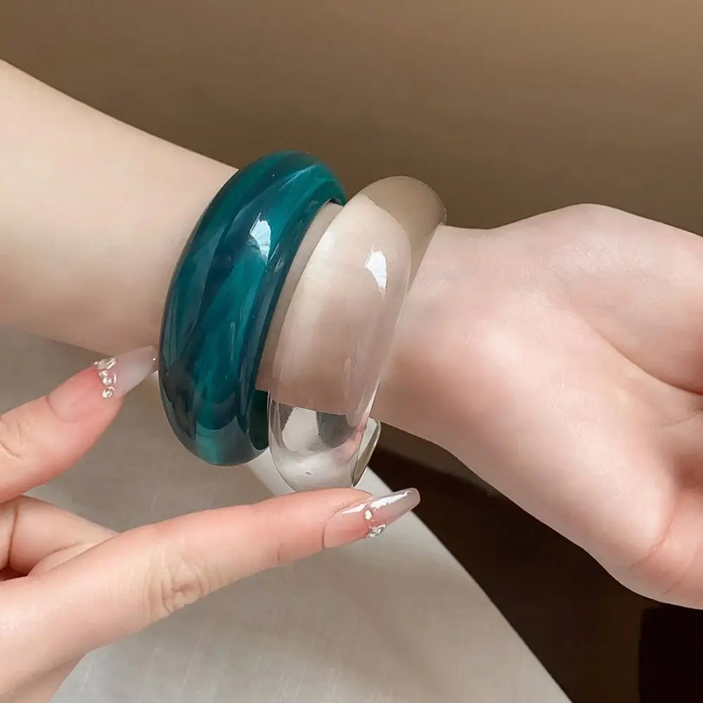 جديد منحني الاكريليك المفتوحة الإسورة لطخة مبالغ فيها غير النظامية واسعة سوار موضة أوروبا أمريكا نمط الرجعية خاتم اليد هدية