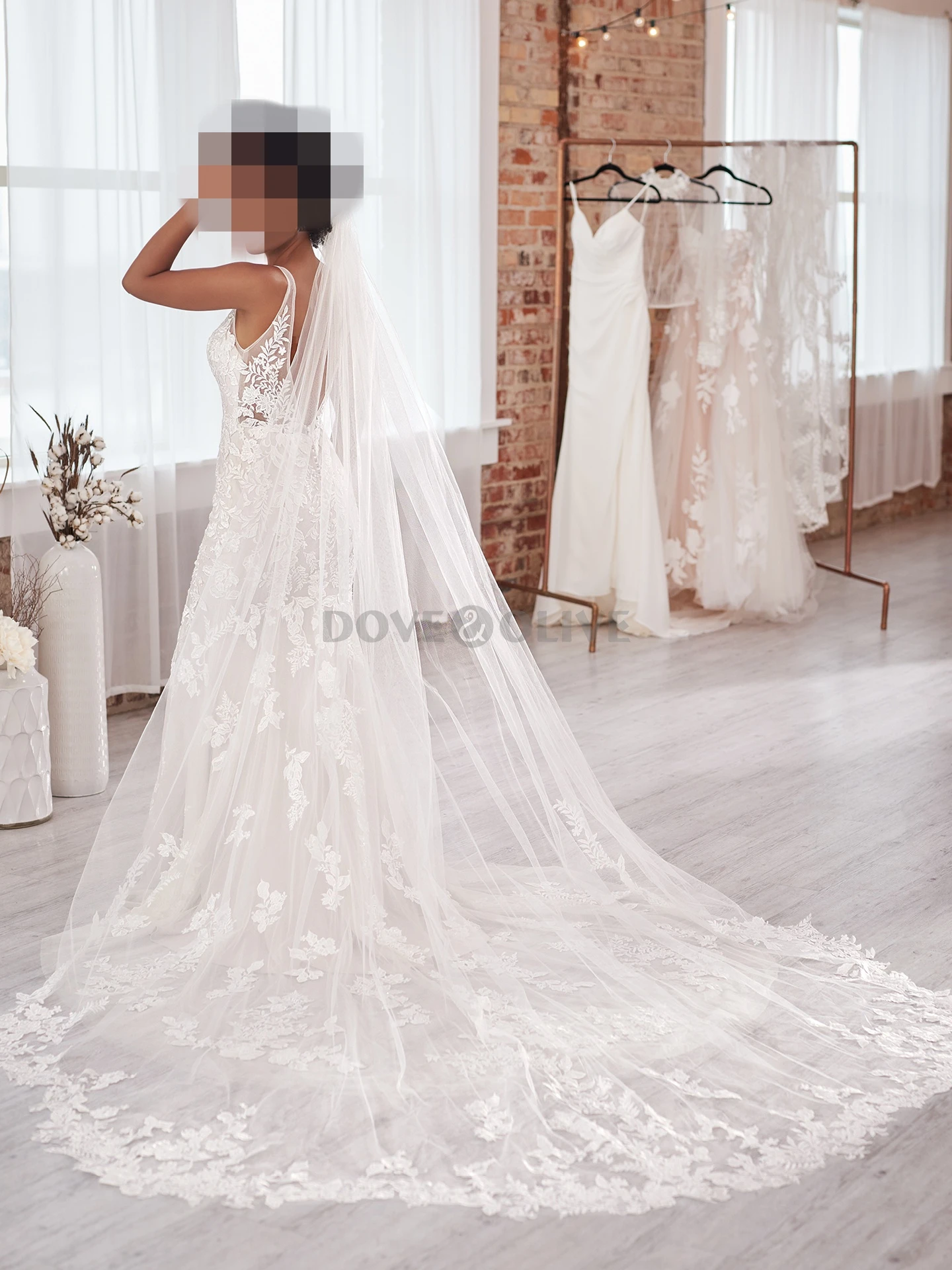 

Women Lace Wedding Veils 2025 One Layer with Comb Cathedral Bride Veils Bridal Hair Accessories Customized