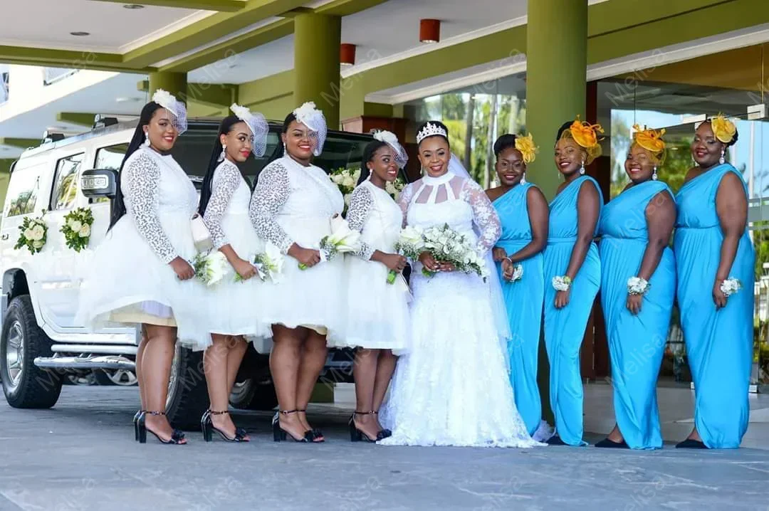 Maßgeschneidertes High Neck Long Sleeves Mermaid Black Girls Hochzeitskleid Vestidos De Noiva Sweep Train Lace Applikationen Brautkleid