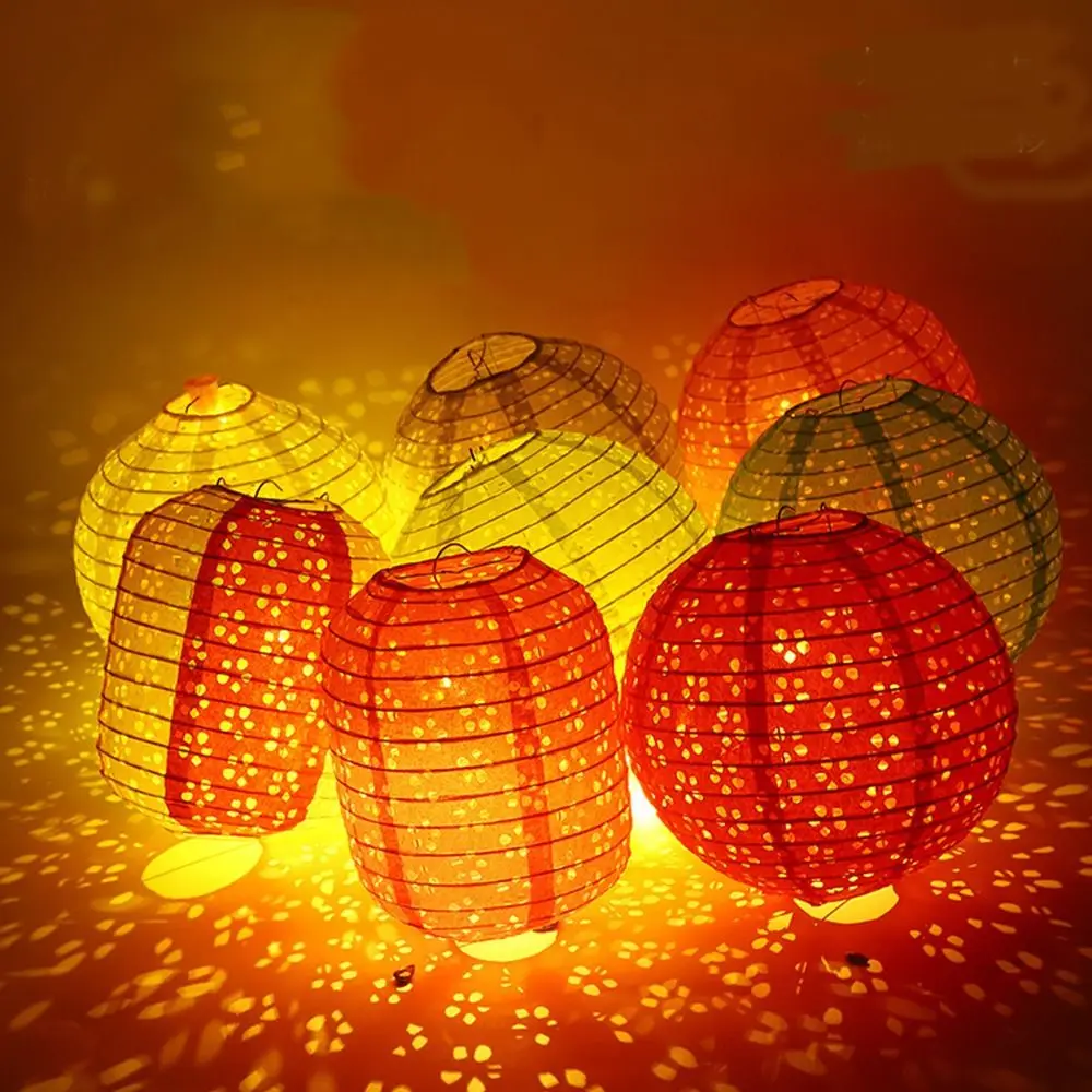 متعدد الألوان مضيئة الفوانيس الورقية المستديرة الصينية اليدوية ورقة مصباح الكرة جوفاء معلقة منتصف الخريف فوانيس احتفالية ديكور المنزل