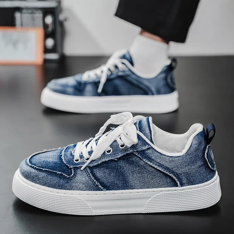 

men's casual sneakers, trendy, versatile, fashionable, durable, skateboarding shoes, canvas shoes, large size 2026