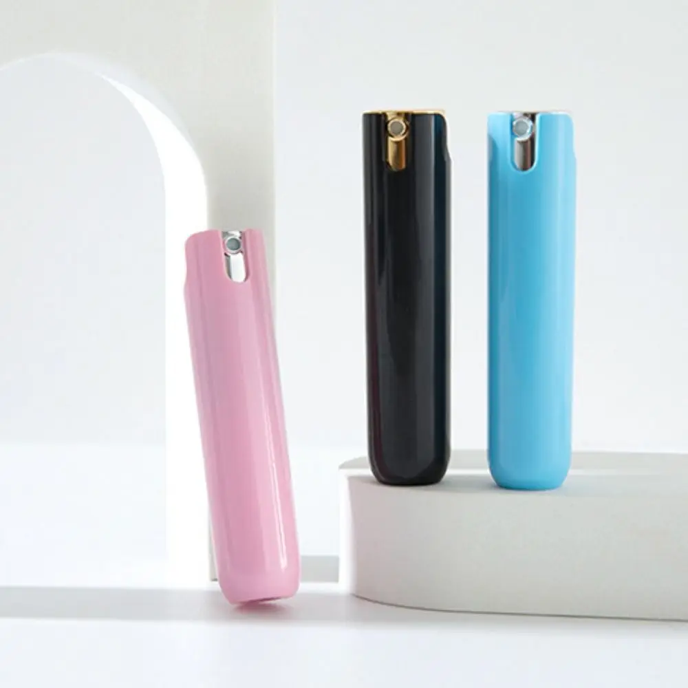 Przenośny 5ml flakon na perfumy wielokrotnego użytku z atomizerem w sprayu, mini narzędzie podróżne.