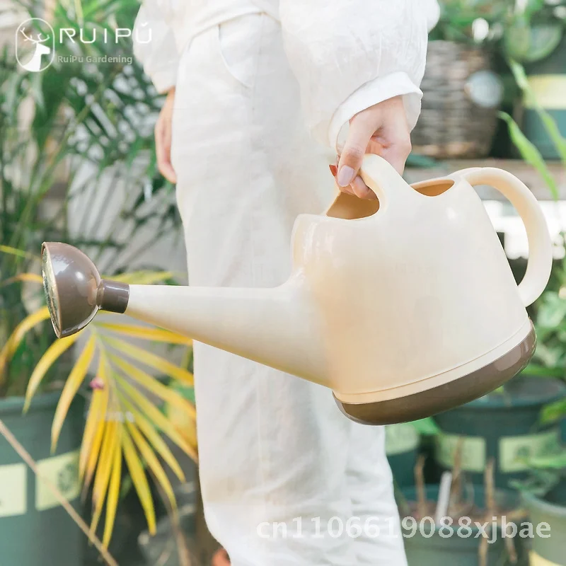 

4L Large Capacity Plastic Sprinkler Watering Can Thickened Household Fertilizing Pot Flower Care Tool for Home Garden