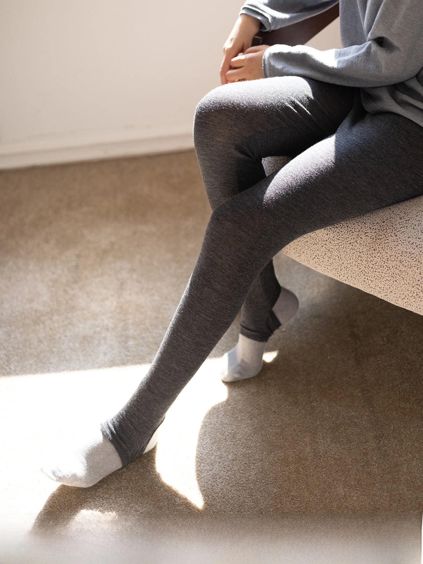 

Thiened Full Wool Footwear Inteated Women's Base Pants Winter Loose Elastic Waist Long Trousers External Wearable