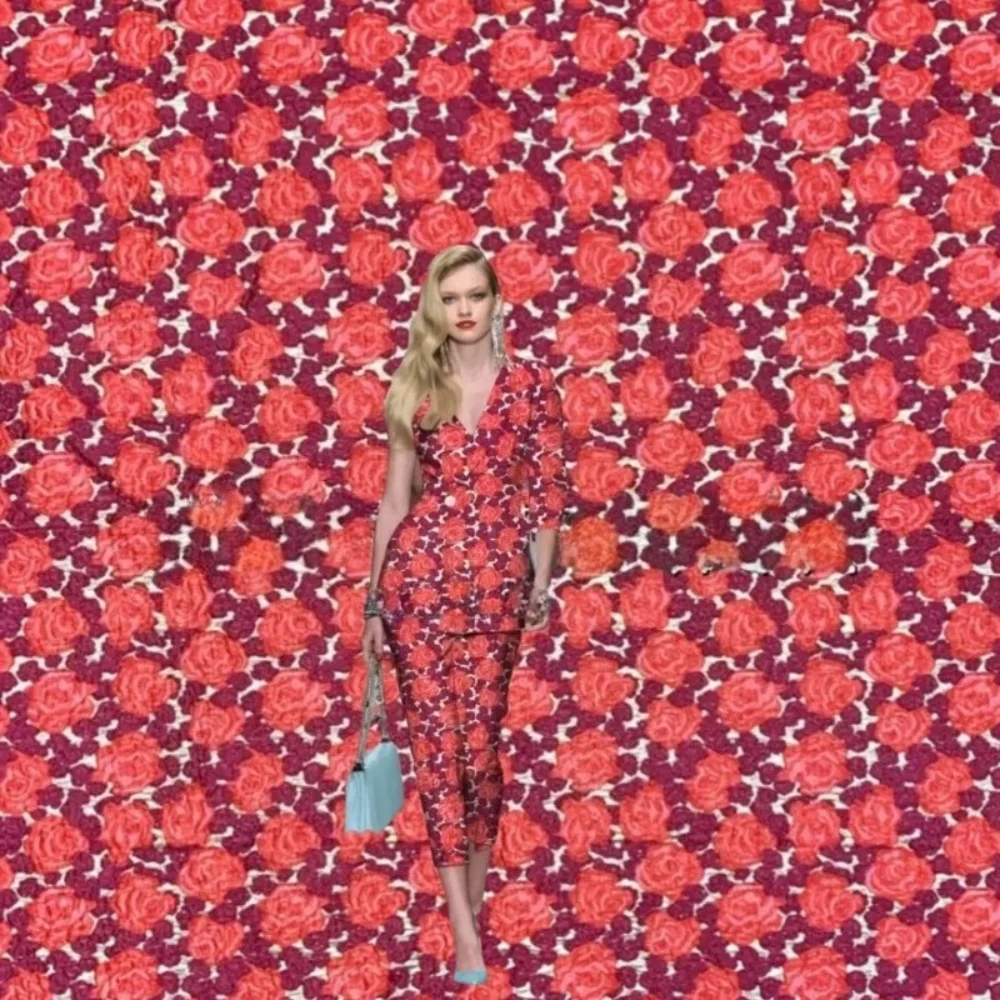 

Gold Brocade Jacquard Fabric Rose Embossed Yarn-dyed Blazer Fashion Dress Suit European Brand Fashion Design Sew Wholesale Cloth