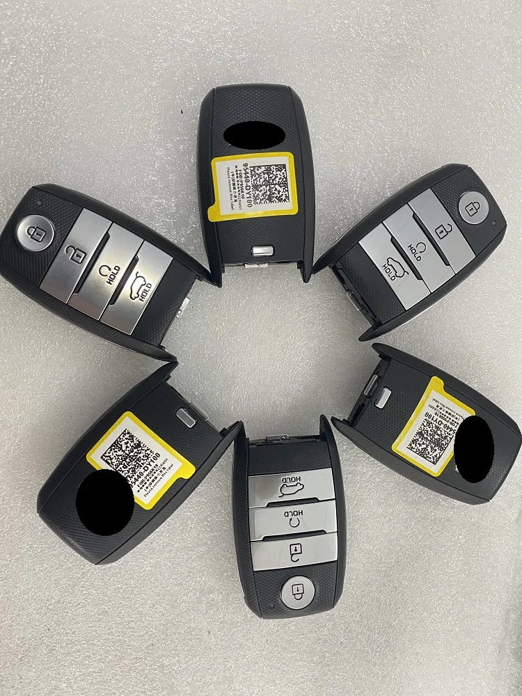 

CN051170 Genuine Part Number PN 95440-DY100 For KIA Carens 2023 Smart Key Remote 4 Buttons 433 MHz 6A Chip FCC ID SYEC3FOB2003