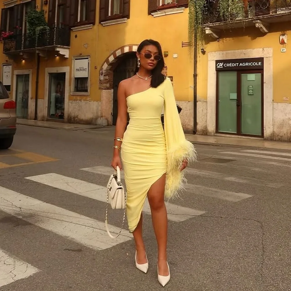 High Street Yellow Asymmetrical Stretchy Feather Women Dresses One Shoulder Feather Sexy Female Maxi Dress To Party