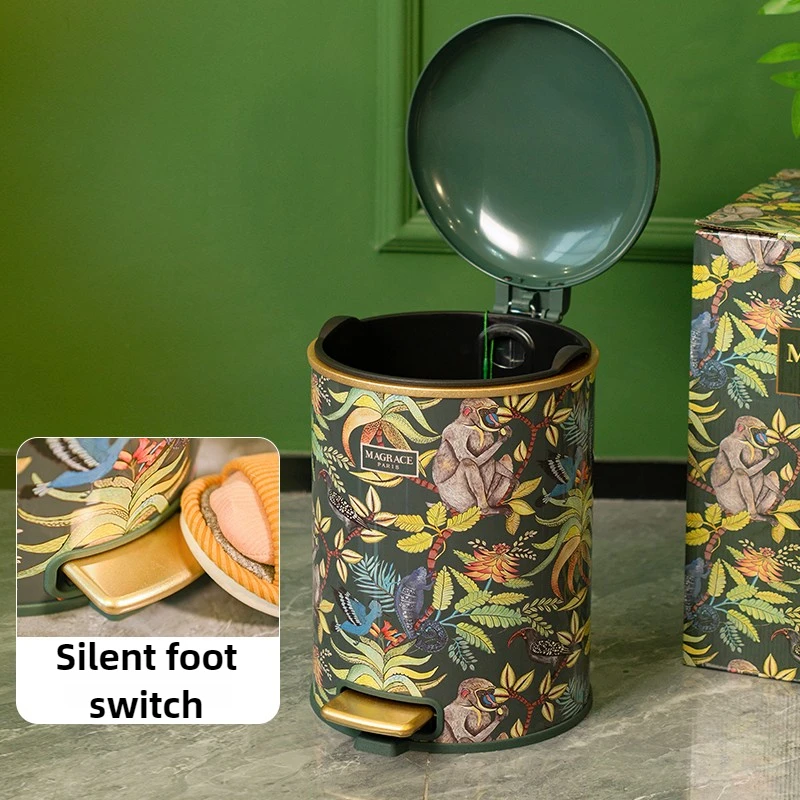 8L Vintage Large Capacity Pedal Trash Can Kitchen Bathroom Bedroom Waste Bins Toilet Creative Aesthetic Living Room Trash Can