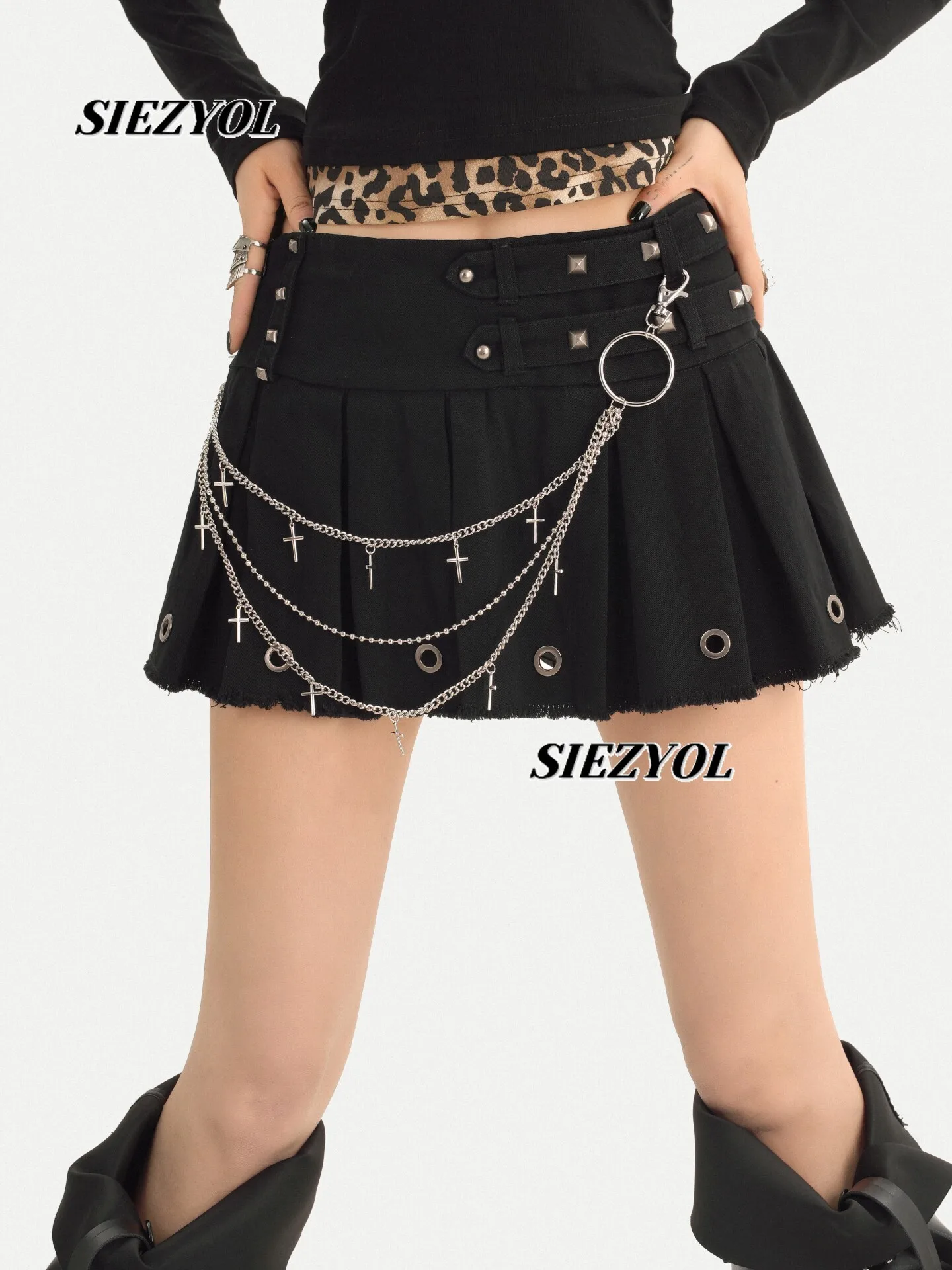 Summer New Punk Style Solid Color Pleated Mini Skirt Women's Metal Chain Decorative Rivets Y2K Spice Girl Short Skirts