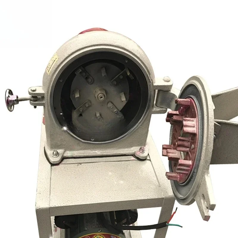 

1pc 220v Claw Crusher Crusher Pepper Grinding Machine 9FZ-19 Commercial Spices Grinder Dough Chip Making Machine Grain Crusher