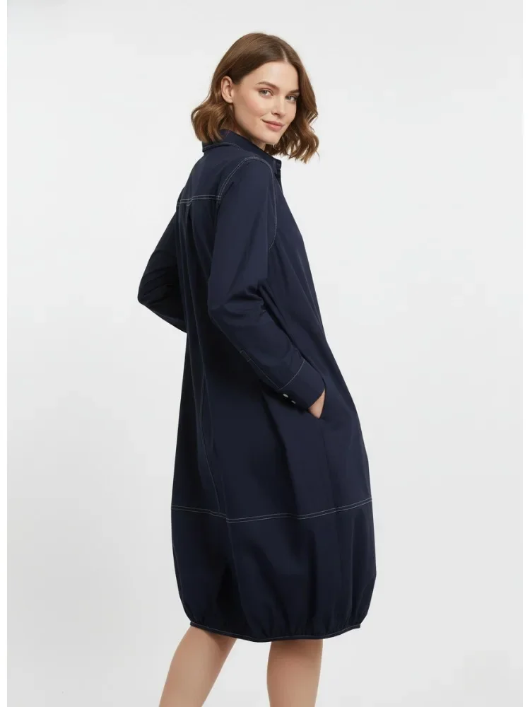 Marineblaues Jeanshemdkleid für Damen, Kerbkragen, lange Ärmel, geknöpft, lockere Passform, Midikleid 2025, stilvolles Faltenkleid