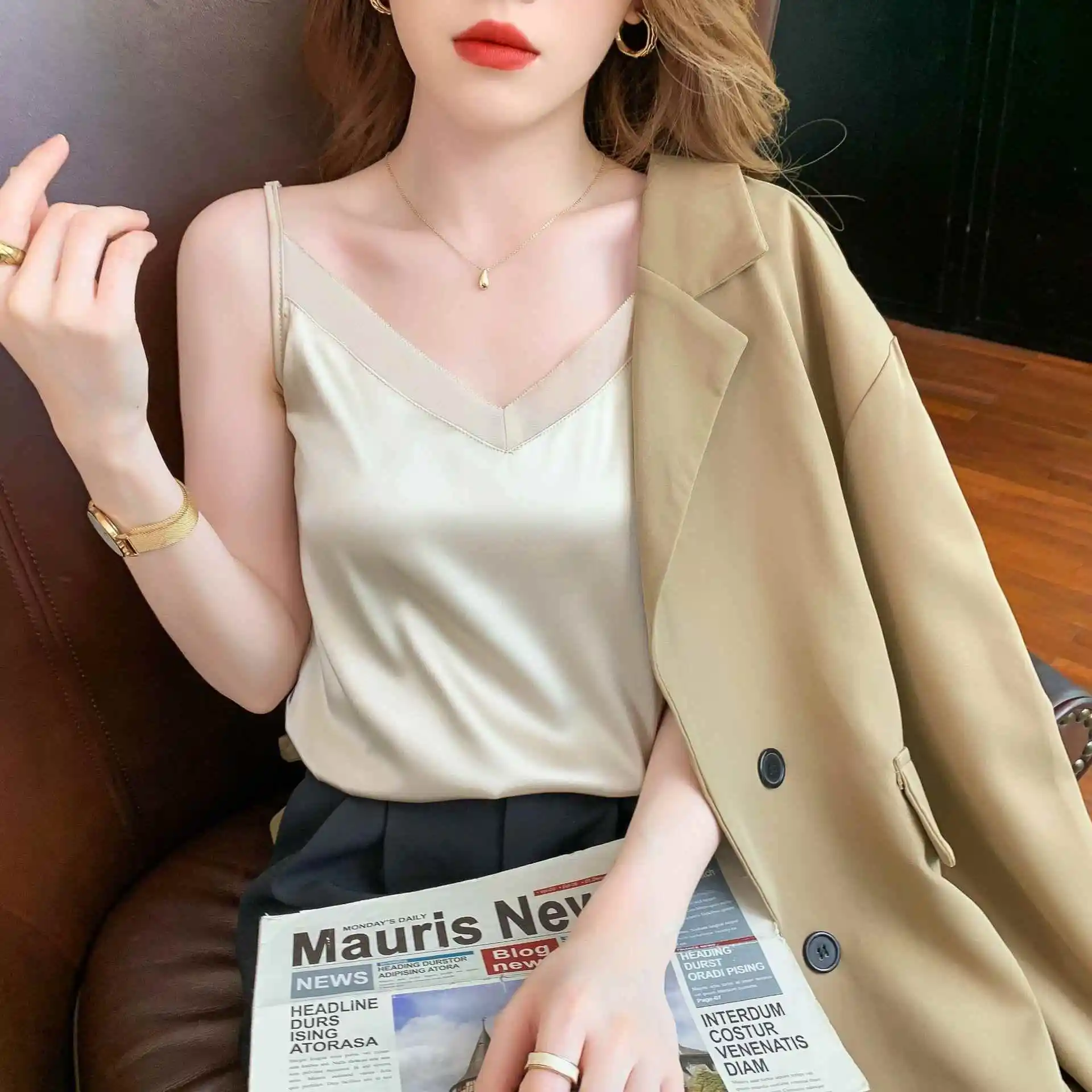 Canotta in seta Svel Capispalla sexy da donna Abito professionale semplice Partita interna Alla moda Lungo Sle Pendolarismo Vento Pelle