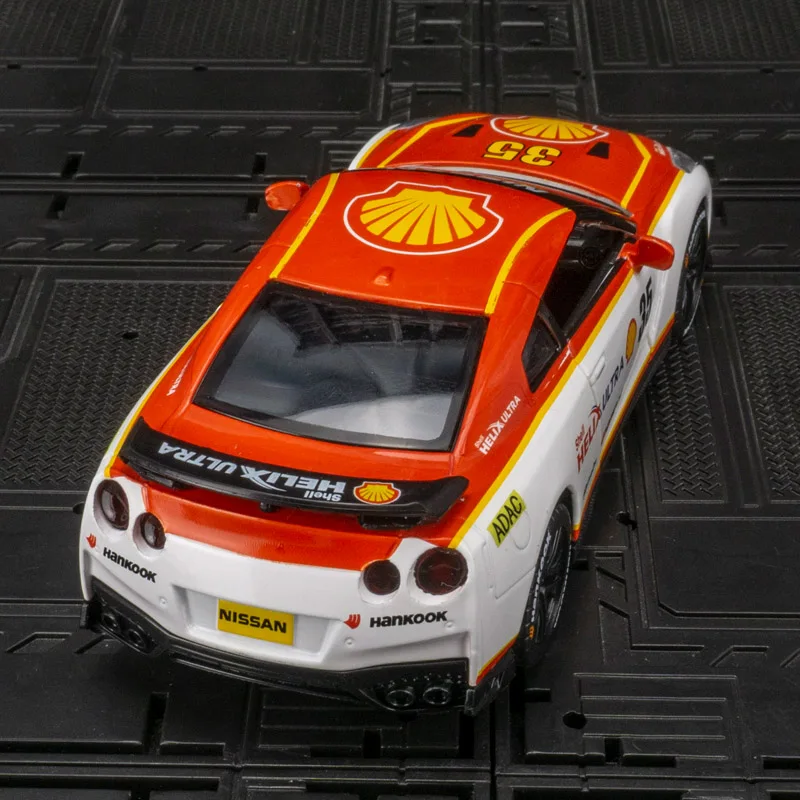 1:32 nissan GT-R modelo de carro de corrida brinquedo liga diecast 2 portas opend som luz puxar para trás modelos de veículos para presentes para crianças