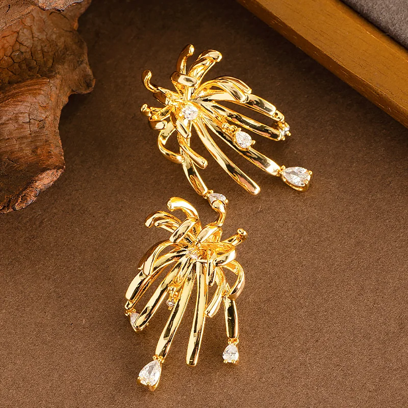 

Super fairy fashion exquisite diamond flower bridal tassel earrings for women light luxury temperament high-end commuting earrin