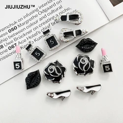 12 stuks Fonkelende Zwarte Roos Lippen Parfum Lippenstift Make Up Charms Afneembare Pins Geschikt Voor CROCS Klompen Bogg Bag
