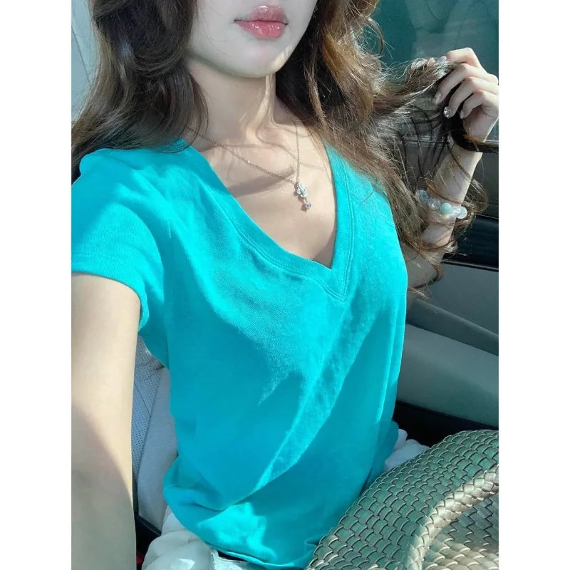 Korean Retro Dopamine Aqua Blue V-neck Short-sleeved T-shirt Women Summer Design Slim Versatile Top Trendy