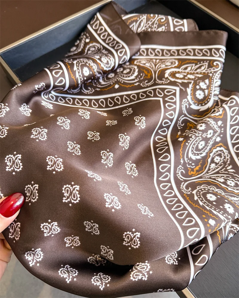 Klassischer blauer Seidenschal für Damen mit Paisley-Print, Satin-Haarband, Handtaschenband, Foulard, Hijab, Halstuch, Stirnband – Detail 7