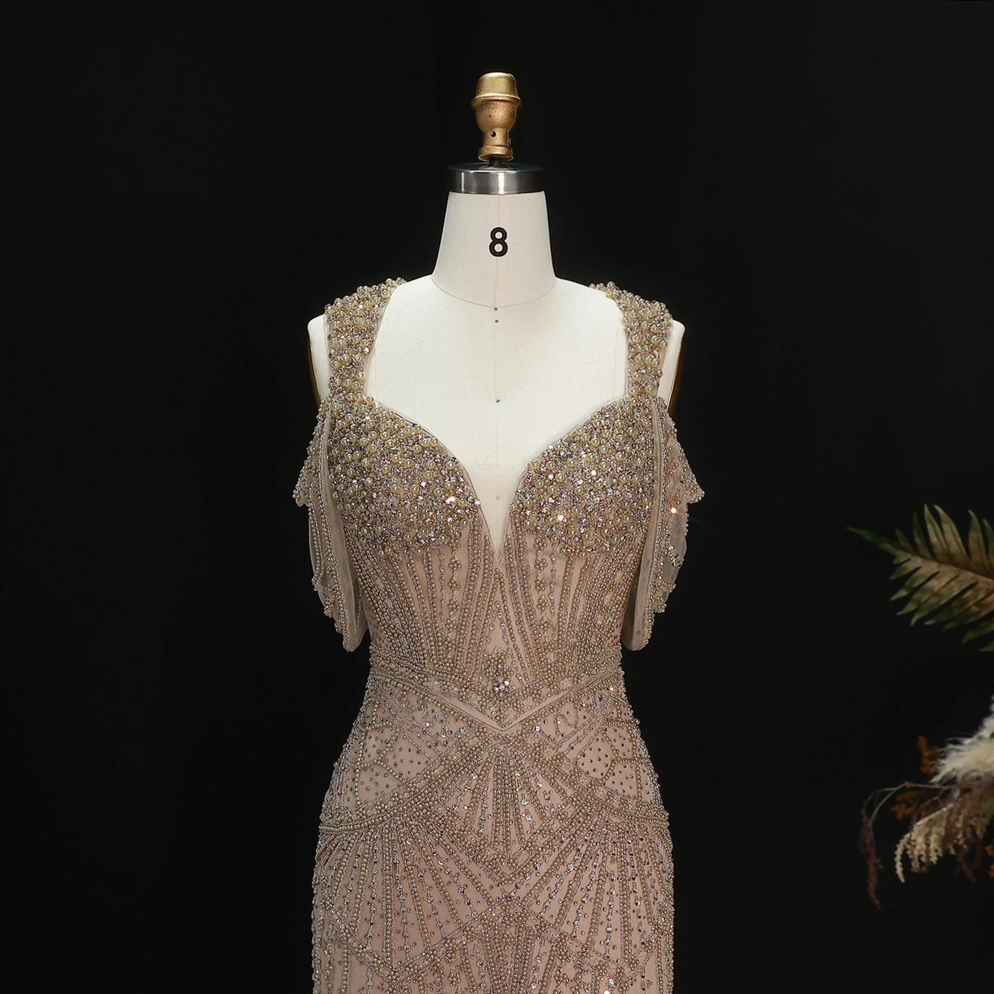 Sharon Said Luxuriöses Abendkleid mit rosa Perlen und Perlenstickerei, drapiertem Träger, V-Ausschnitt, Meerjungfrauen-Schnitt, für formelle Anlässe und Partys, SS193, maßgeschneidert – Detail 11