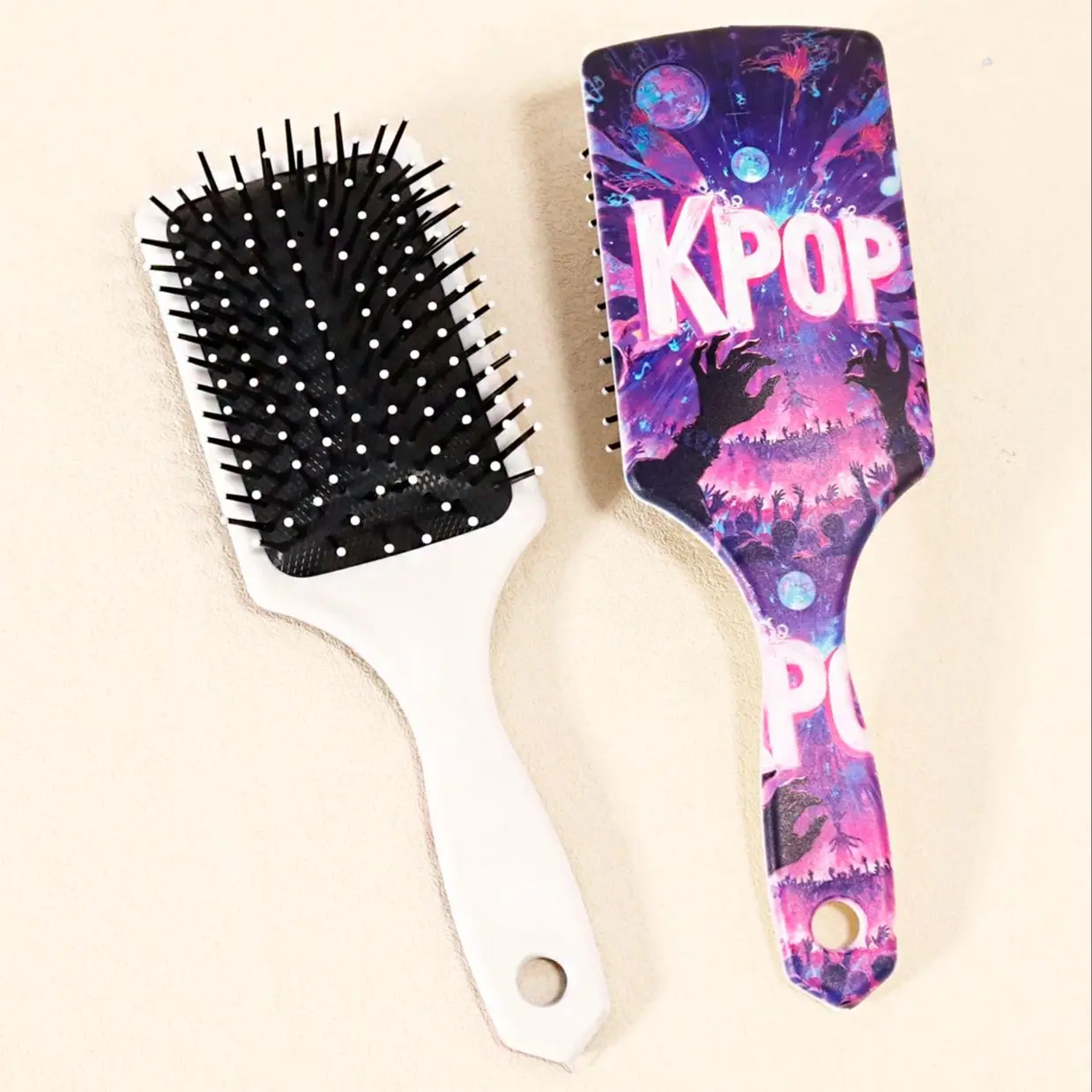 Pente de almofada de ar em forma de remo com padrão de música K-pop, ferramenta de estilo suave, fácil de pentear Especial para perucas de cabelo real