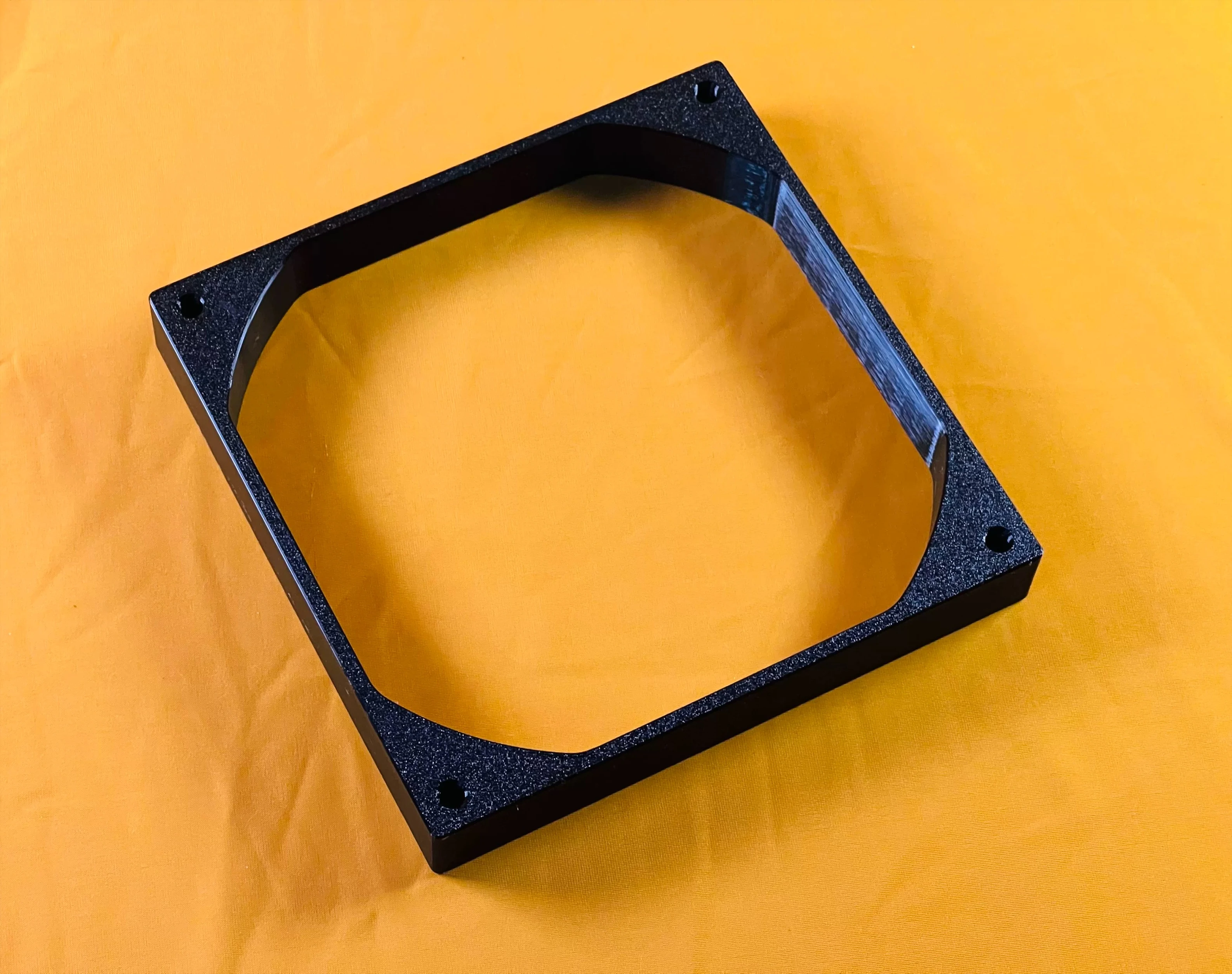 For computer chassis fan, raised bracket false cold row 140 modified fan increased by 14 cm