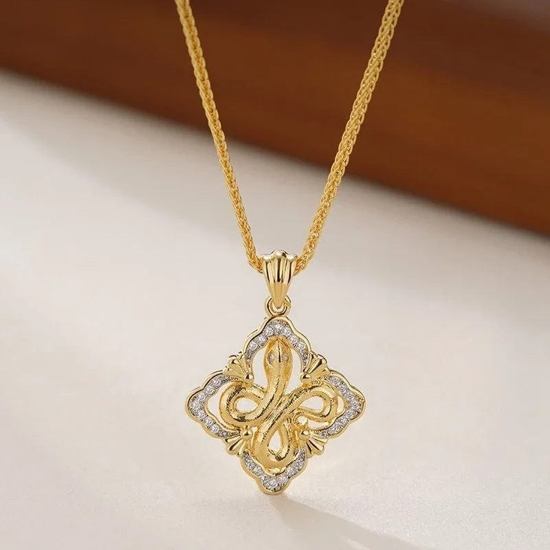 

S925 Sterling Silver Geometric Retro Brushed Square Clover Pendant for Women Fine Jewelry Light Luxury Minimalist Accessories