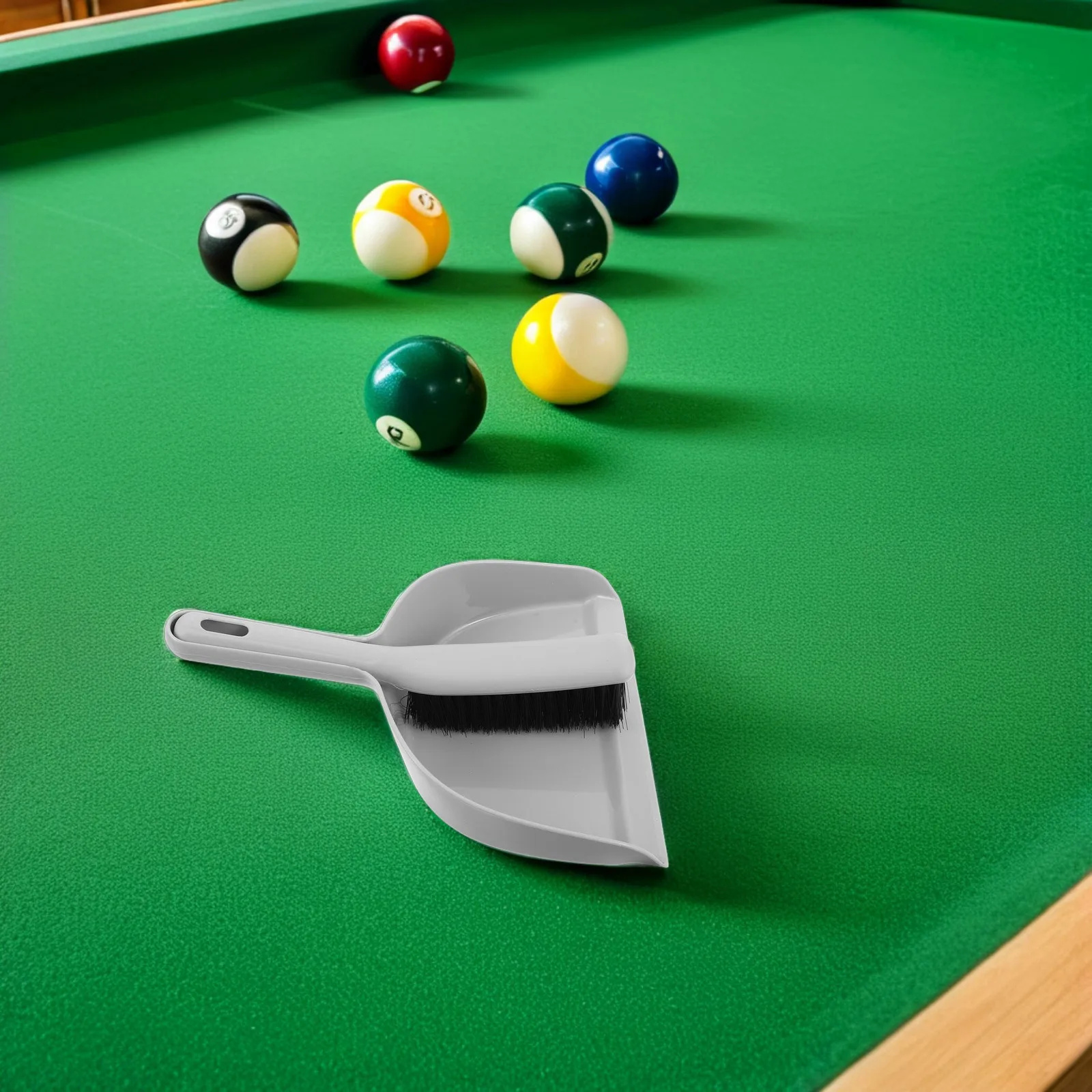 

Набор для чистки бильярдного стола Набор щеток для бильярдного стола Короткая метла Прочный пластик Инструменты для чистки снукерного стола Техническое обслуживание Совок Мини