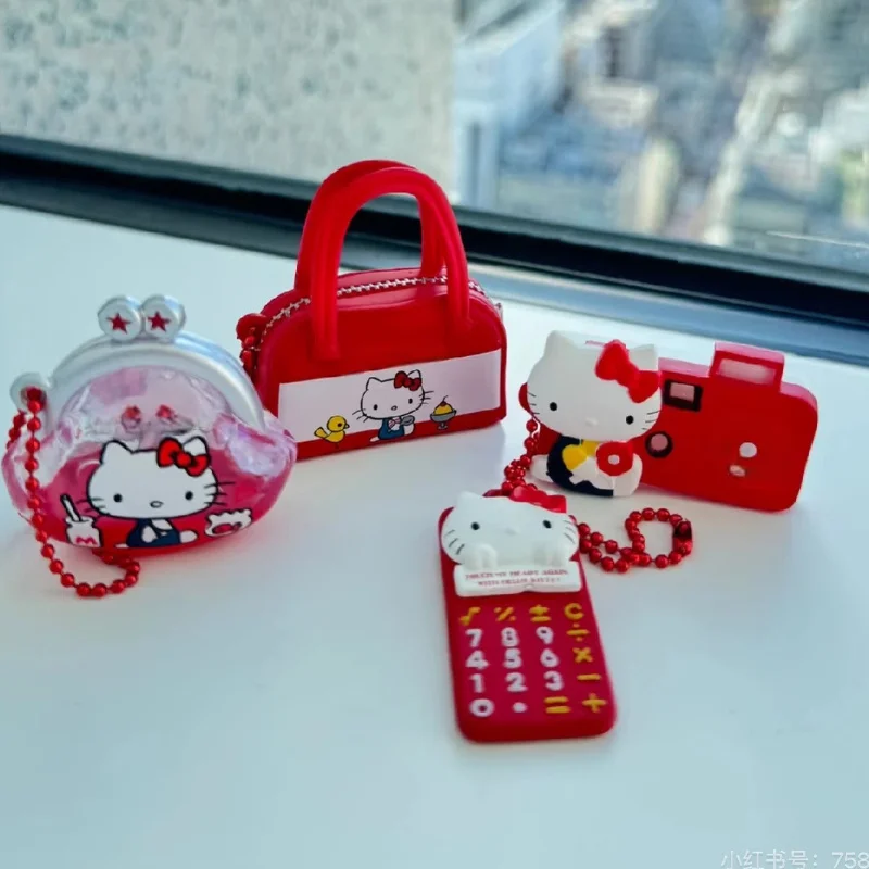 Nuevo Stock: Caja Sorpresa de Gato Rojo KT, Puede Usarse como Colgante para Mochila, como Regalo de Cumpleaños Sorpresa. Los coleccionables se pueden regalar a las niñas