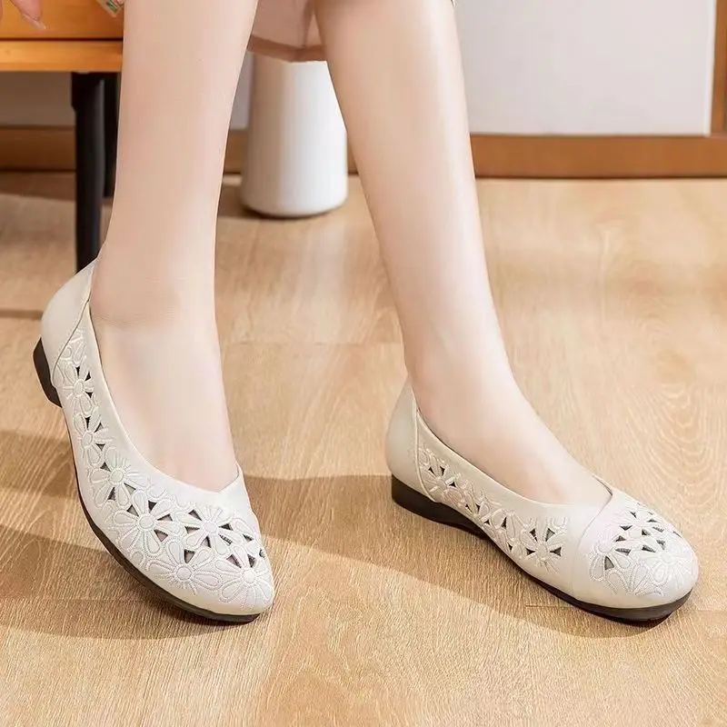 Ladies Ballet Flats Non-slip Women Summer Shallow Footwear 2024 Trendy Wide Leg Fit Moccasins