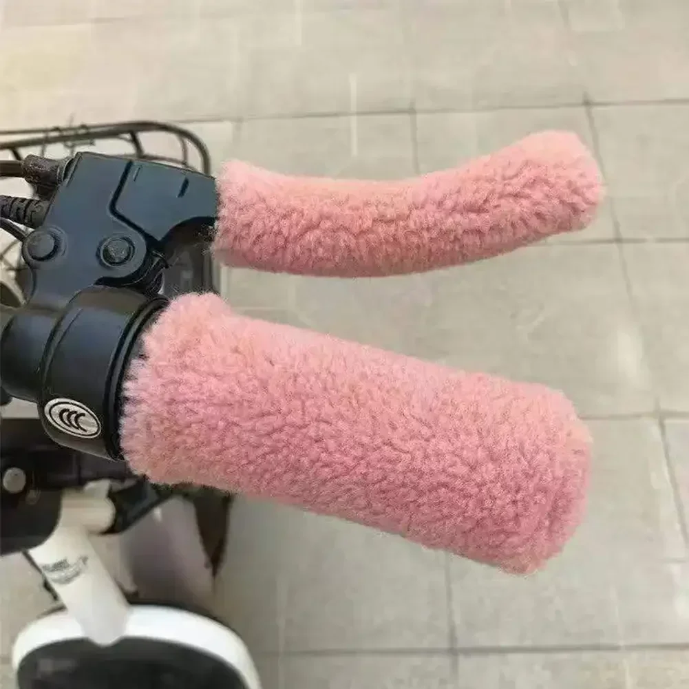 4Pcs Universal Motorcycle Electric Vehicle Handle Cover Soft Plush Handlebar Cover Coldproof Warm Padded Models Winter