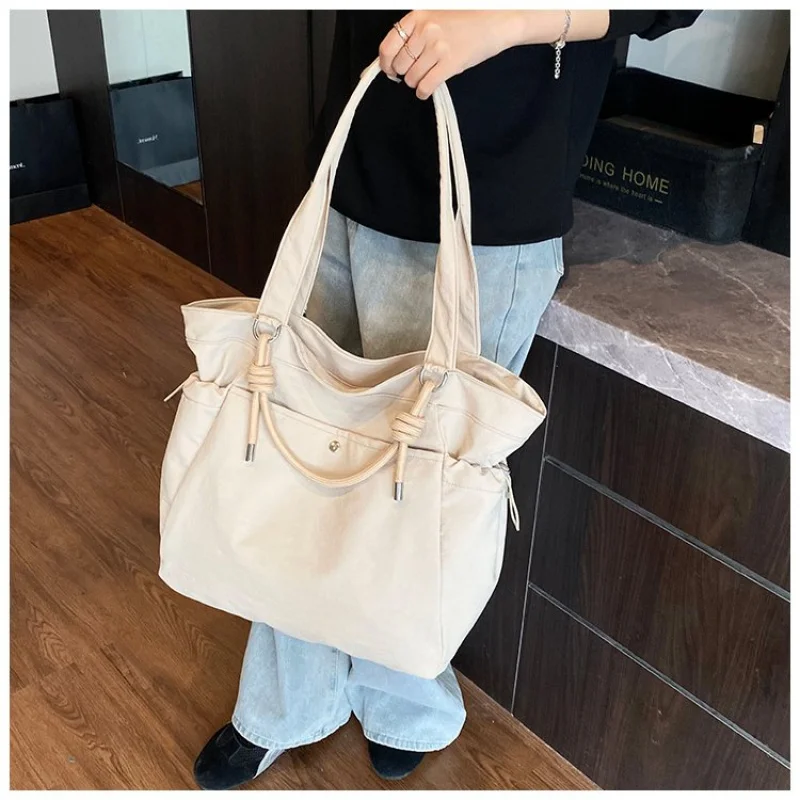

Elegant Designer Paris Fashion Tote Messenger Bag Large Capacity Solid Color For Women Luxury Leisure Use