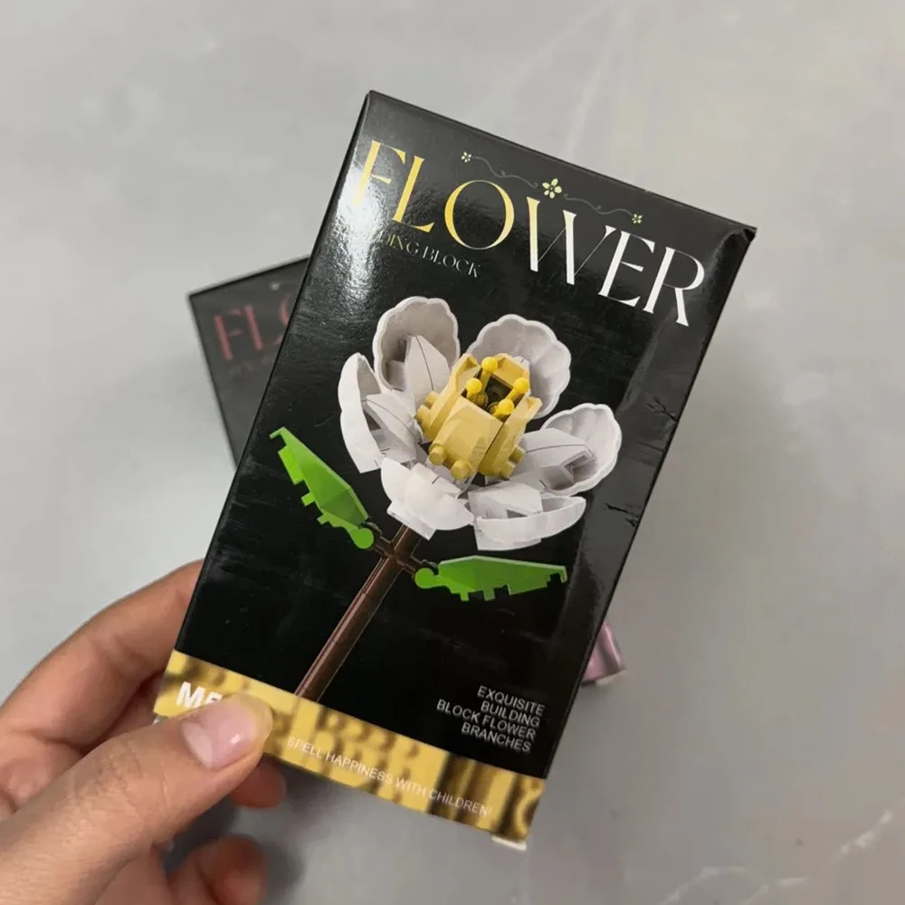 Juego de bloques de construcción con forma de flor, kit de decoración floral DIY, adecuado para decoración de escritorio y accesorios de habitación – una idea de regalo perfecta