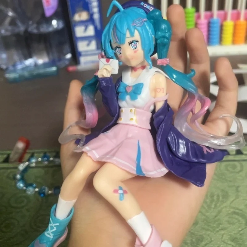 

Cute Hatsune Miku Hand made Soapy Noodles with Sitting Posture anime Animation Peripheral Model Chassis Car Decoration Gift