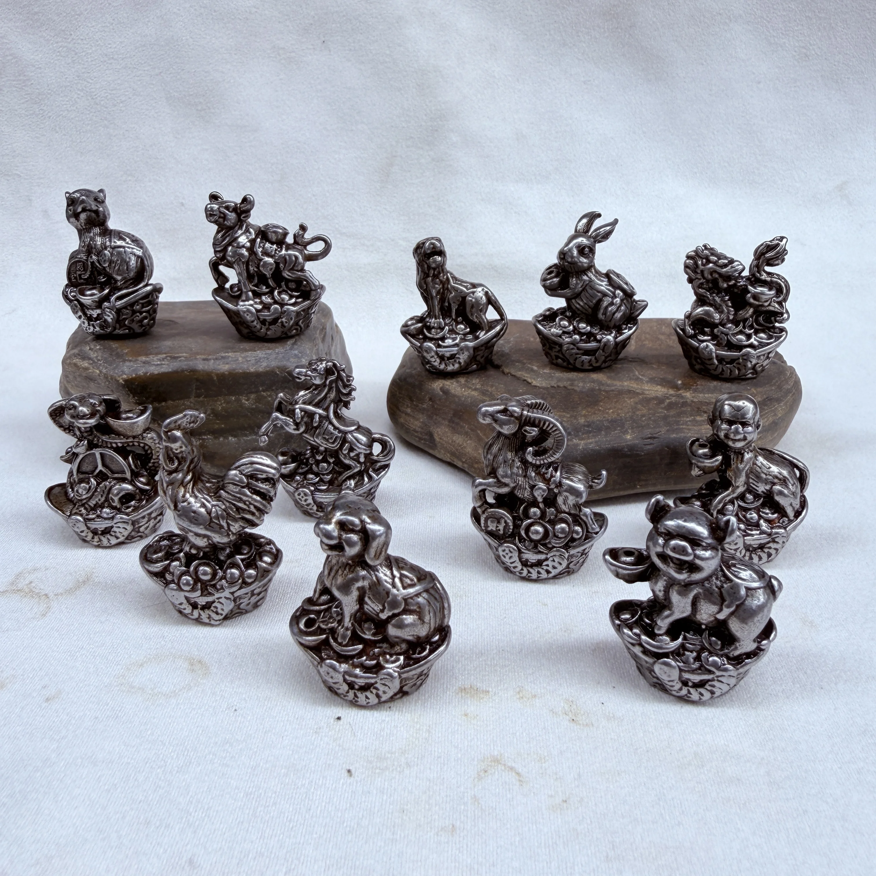 Retro Heavenly Iron Carving Zodiac Desktop Creative Decoration Ornament