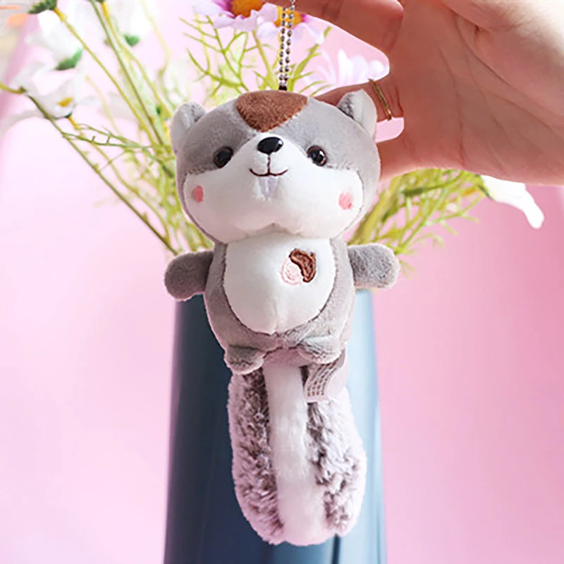 1 stks leuke en schattige grote staart eekhoorn hanger knuffel kleine eekhoorn pop cartoon tas hanger sleutelhanger pop