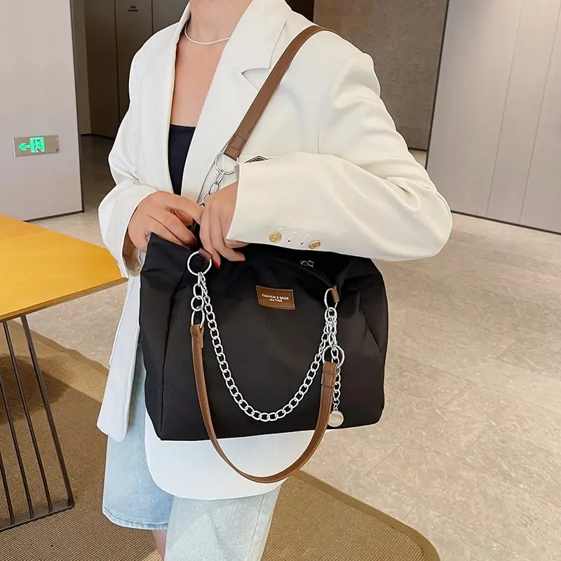 Nylon Solid Color Large Capacity Tote Bag Fashion Chain One Shoulder Women's Bag Minimalist Commuter Bag