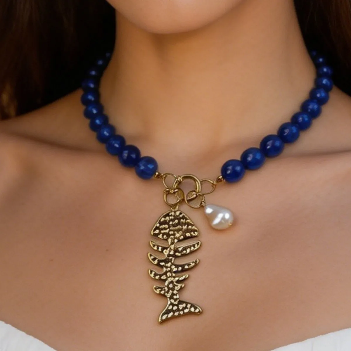 

Boho Ocean Style Mini Fish Charm Beaded Necklace Women Sweet Handcrafted Irregular Sweater Chain Seaside Casual Statement Access