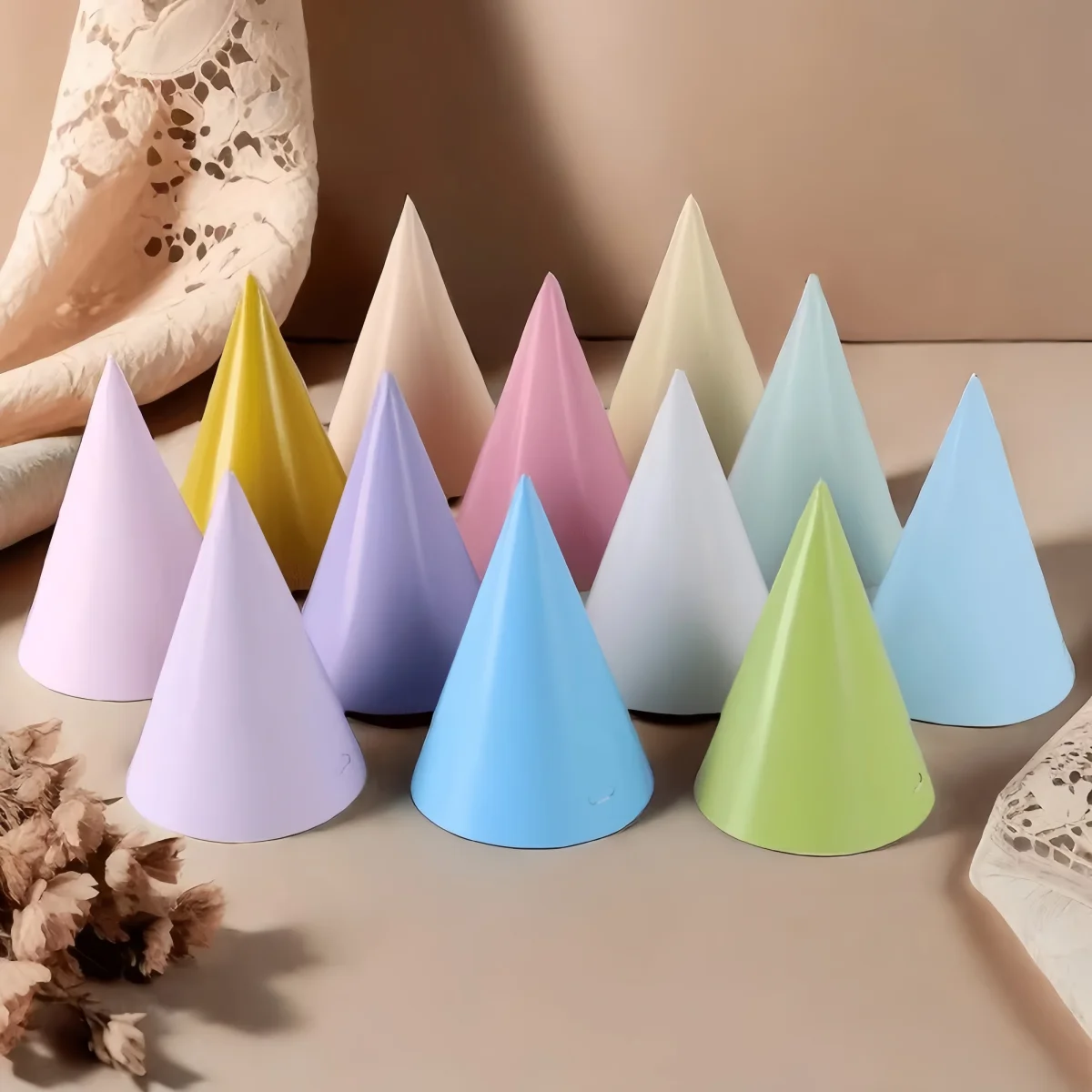 20 Stück matte Macaron-Partyhüte – Geburtstagskegel in verschiedenen Farben für Feiertagsfeiern und Veranstaltungen – 25,4 cm (25 cm) – Detail 2