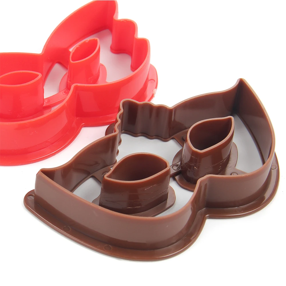 New Plastic 2pcs Dancing Masks Shape Cookie Cutters Set Bakery Craft Tools HB1105I