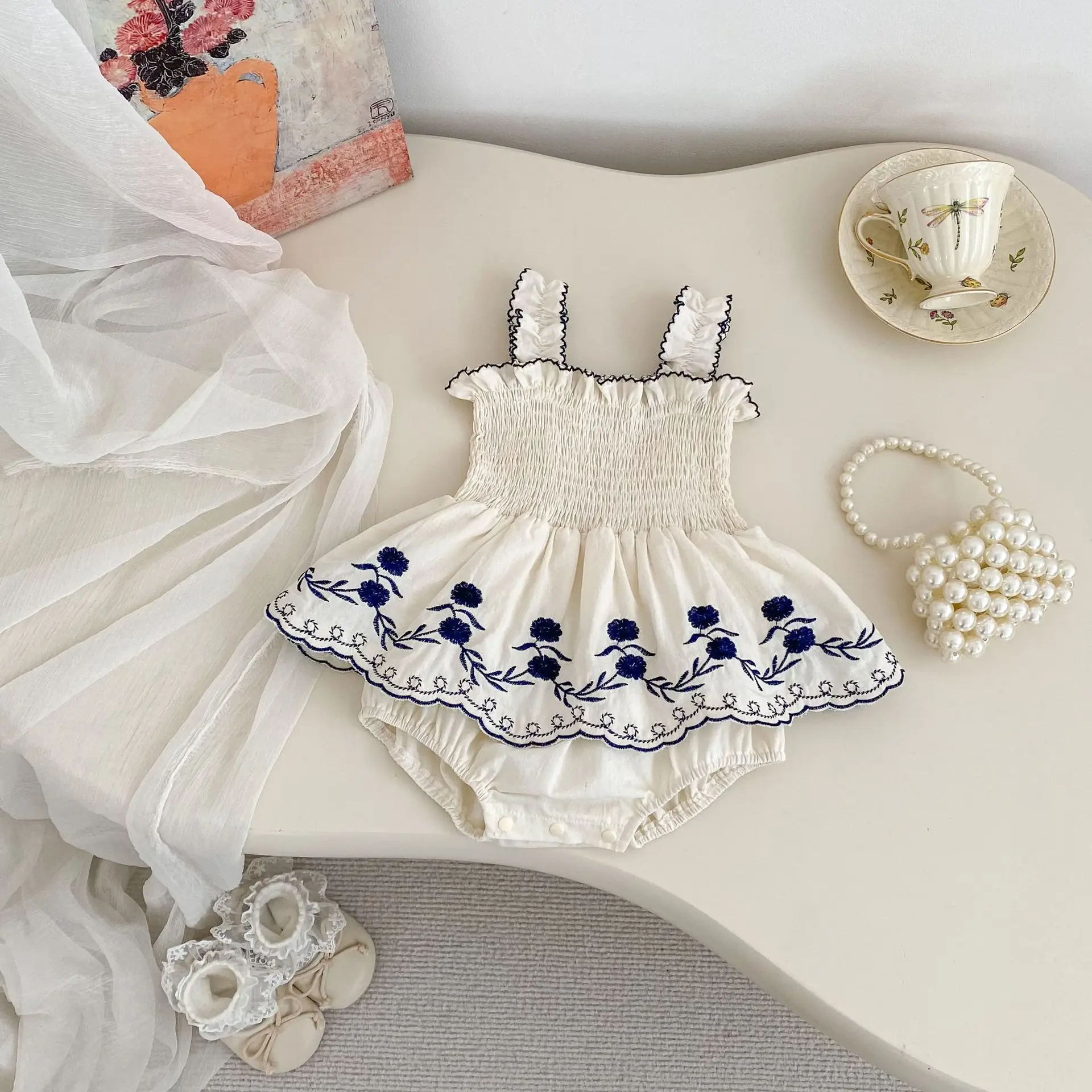 2026 Summer Baby jumpsuit Retro Flower Embroidered Strap Ha Dress