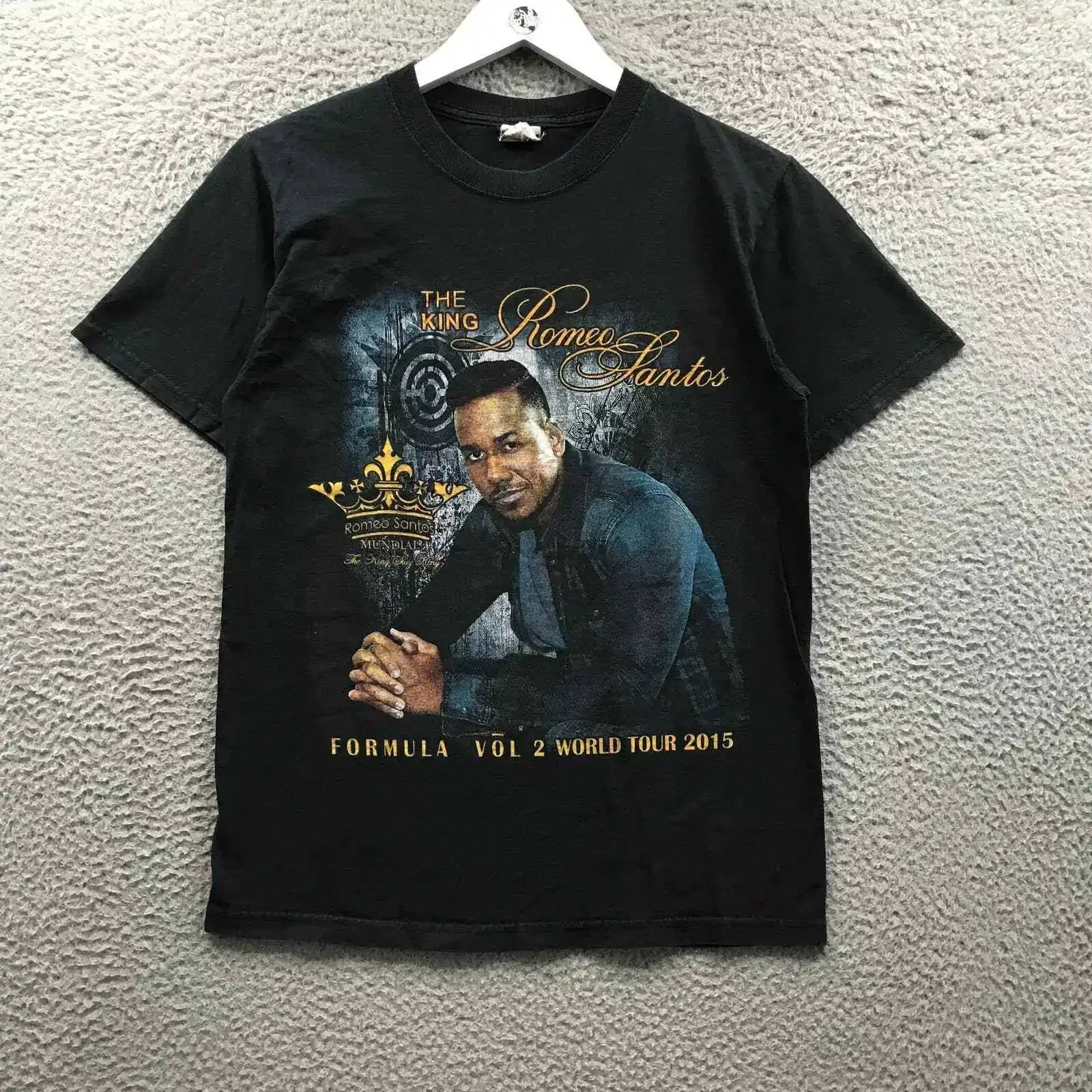 The King Romeo Santos Formula Vol 2 Worlldd Tour 2015 T-Shirt Men's Small S Black