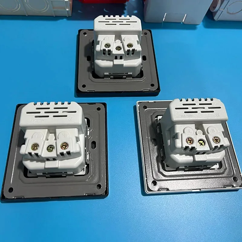 الزجاج المقسى 16A الاتحاد الأوروبي المقبس USB مقبس الحائط TypeC مقبس USB AC110V-250V 5 فولت 2100mA الحماية الأمنية ، المنزل مكتب فيلا فندق #5