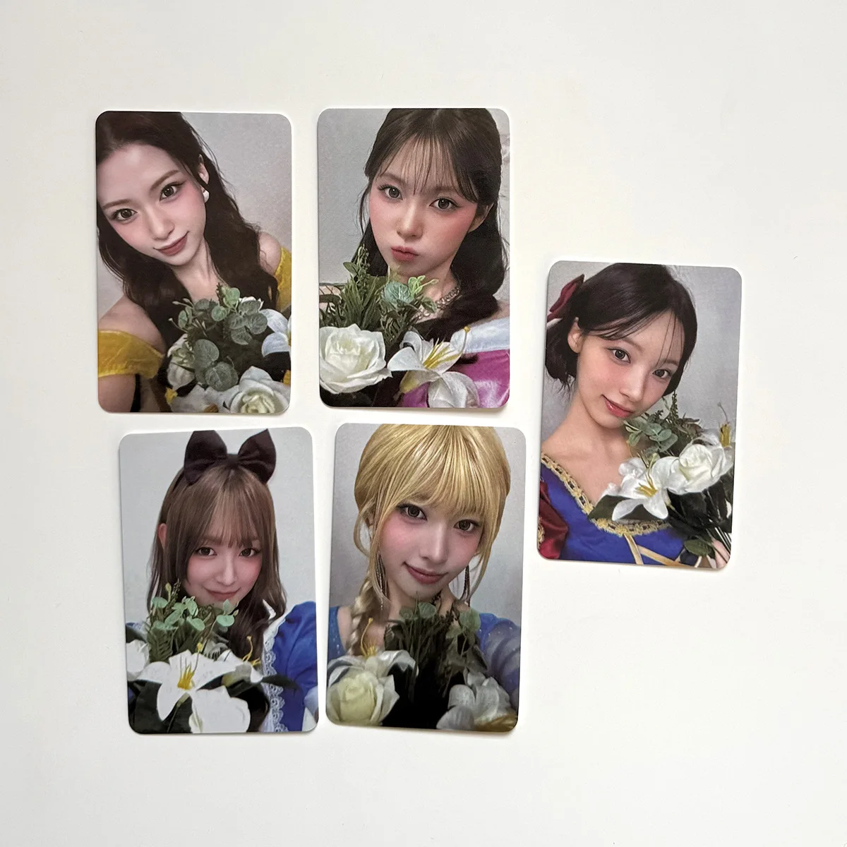 การ์ดโฟโต้การ์ดอัลบั้มมินิชุดที่ 3 ของวงไอดอล 5 ชิ้น/ชุด ซีน่า วอนี ไบรท์ ฟิล์ม โลโม่การ์ด มินามิ เมย์ ของสะสมสำหรับแฟนคลับ ของขวัญ