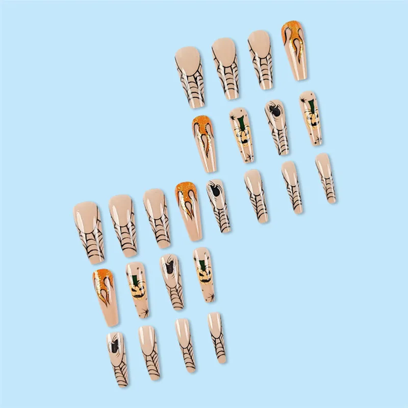 24 قطعة من الضغط المربع الطويل على الأظافر - تصميم الهالوين مع العناكب السوداء نسيج العنكبوت الذهبي والأحمر واللهب واليقطين ونجوم البولكا نقطة سوداء