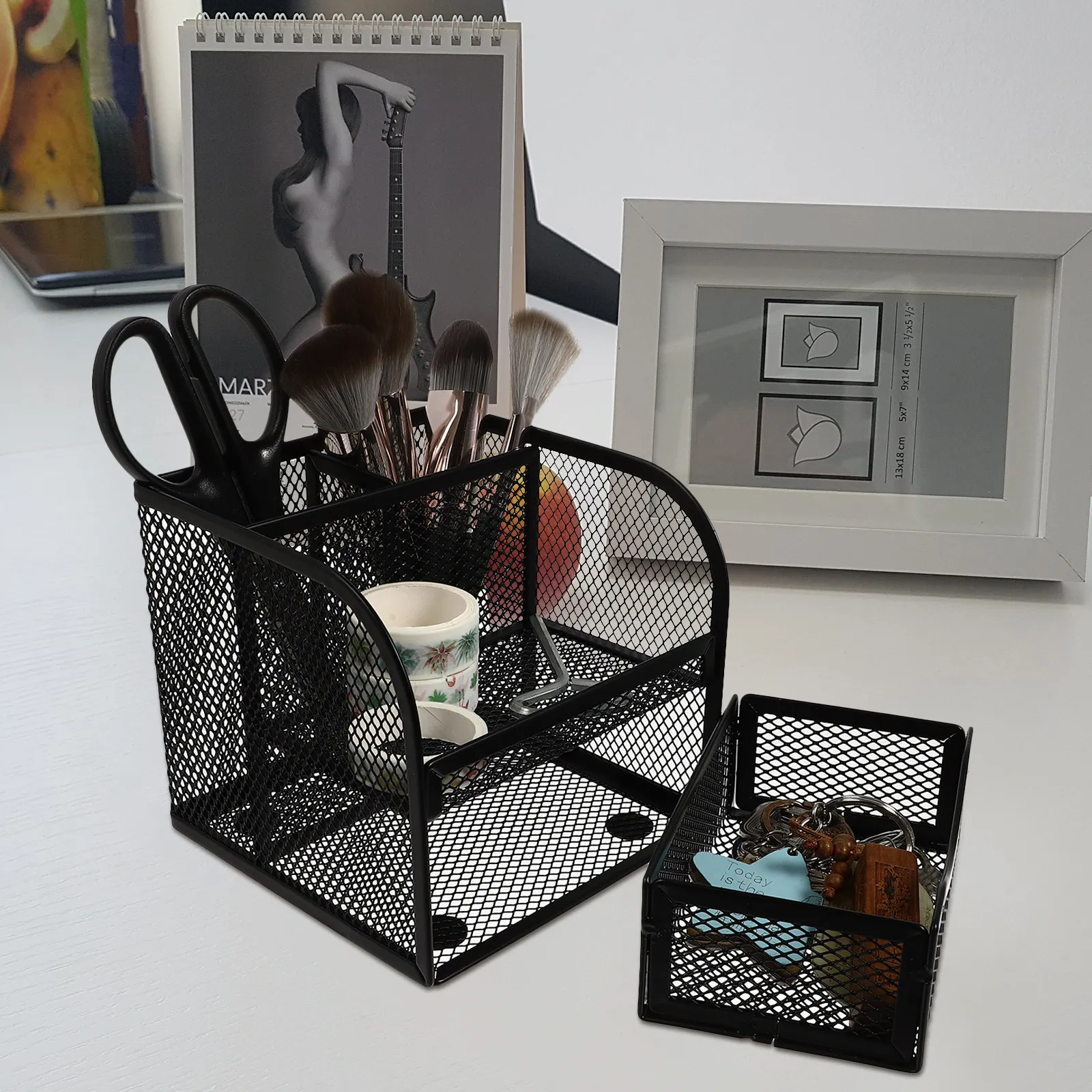 

Metal Pen Holder Multi Grid Storage Box Compact Desktop Organizer Office Supplies Holder for Stationery Cosmetics Jewelry Data