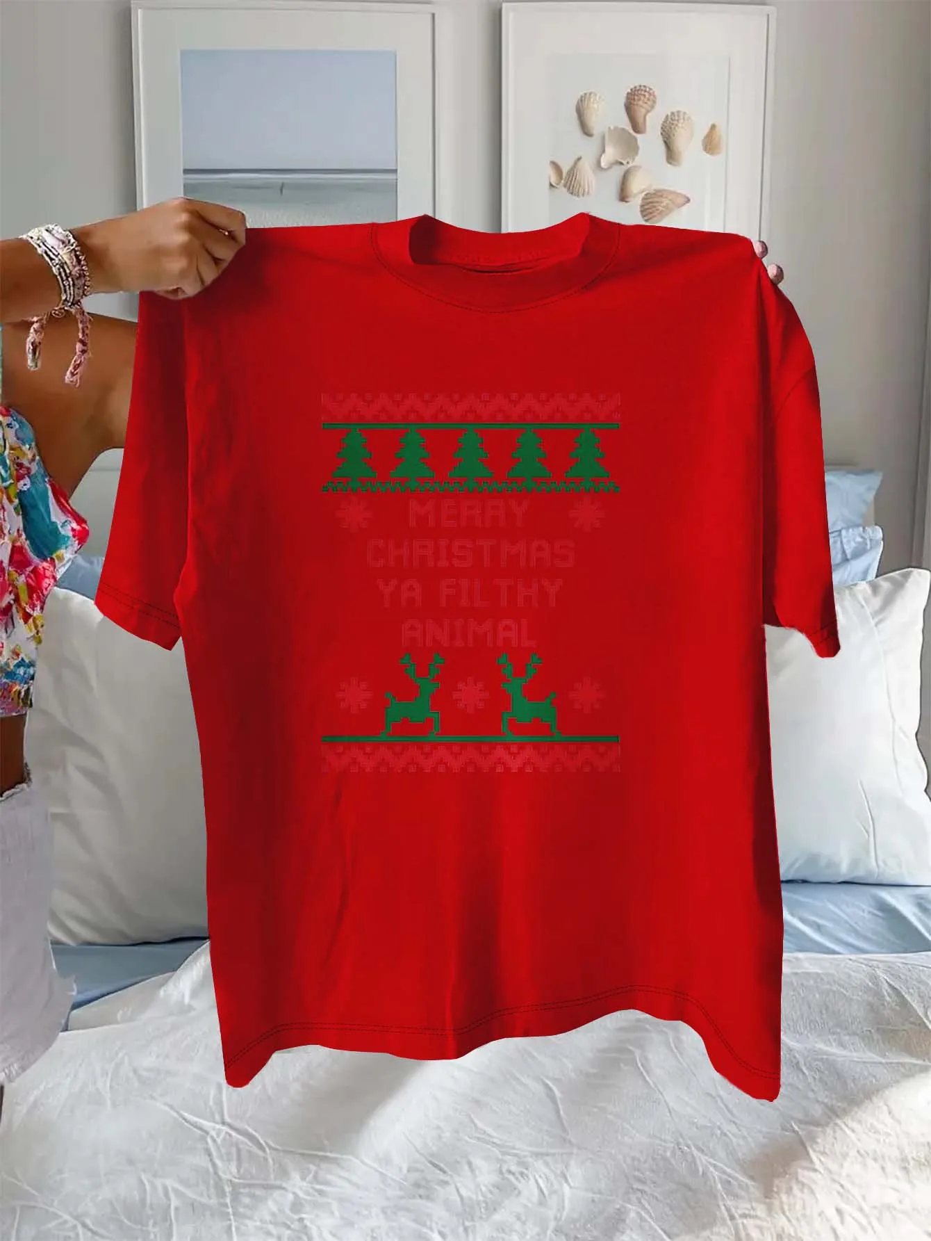 รูปแบบถักสุขสันต์วันคริสต์มาสขนาดบวกพร้อมกวางเรนเดียร์และต้นไม้เสื้อผ้าวันหยุดที่มีสไตล์