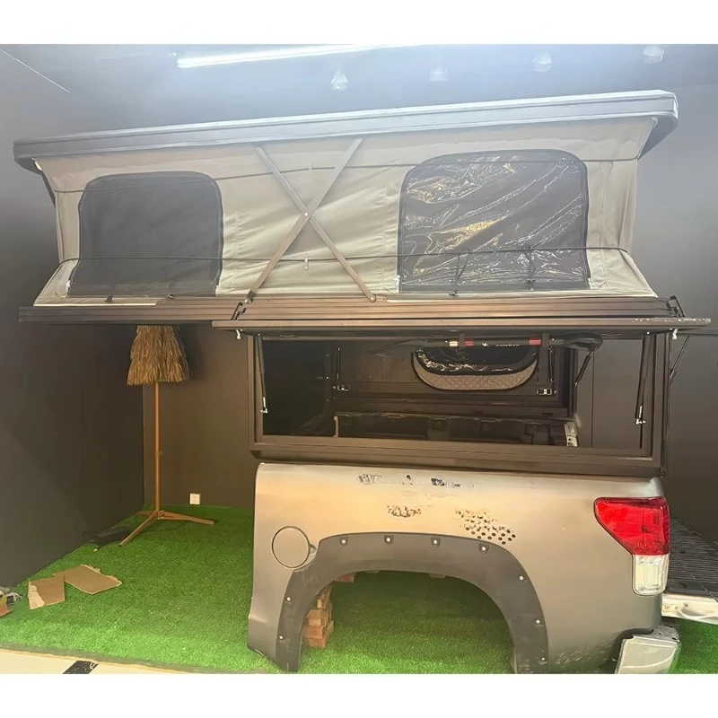 Lightweight Compact Pickup Truck Tent Quick Installation Durable Outdoor Vehicle Mounted Roof Tent