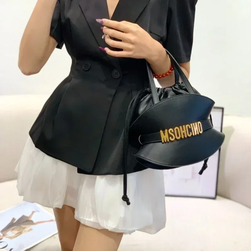 Sophisticated Women’s Leather Messenger Bag Crossbody Shoulder Handbag Classic Tote Purse For Business Ladies