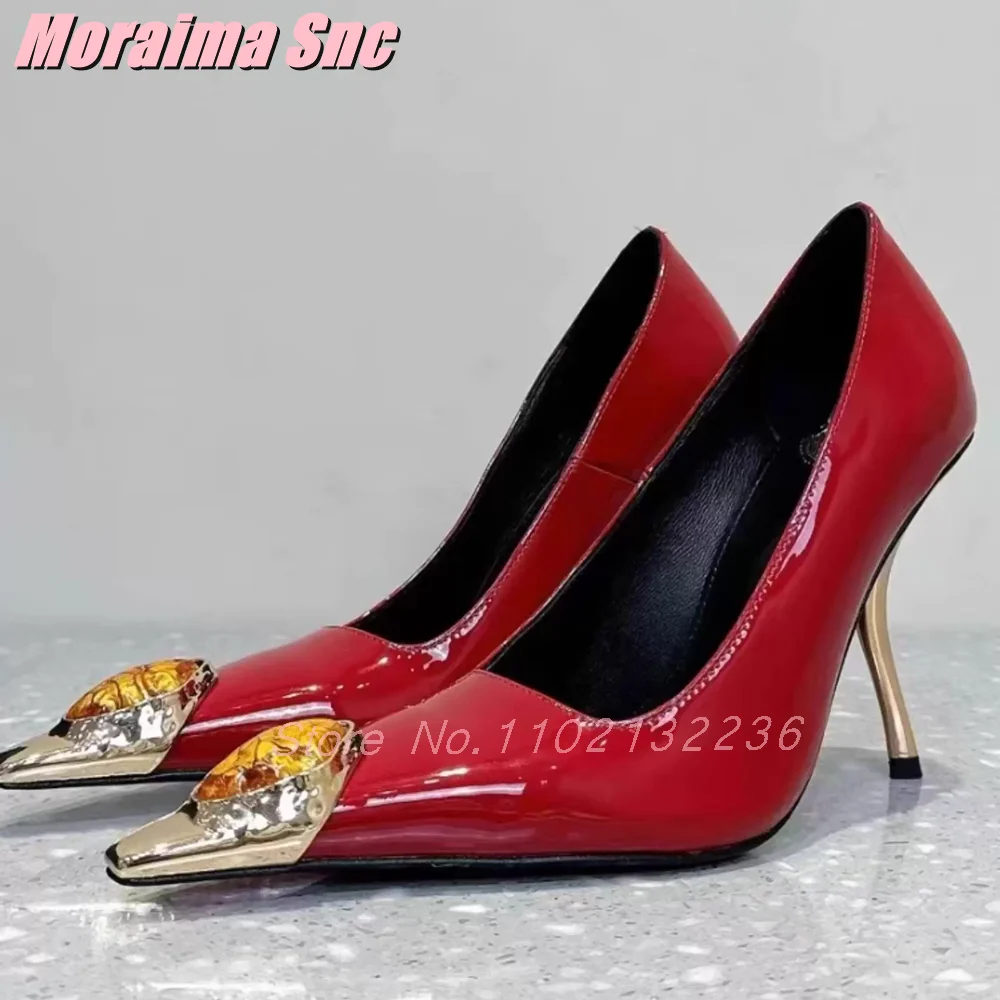 

Luxury Gemstone Detailing Pointed Toe Pumps Patent Leather Strange Metal High Heels Slip On Shallow Sexy Fashion Women Shoes New