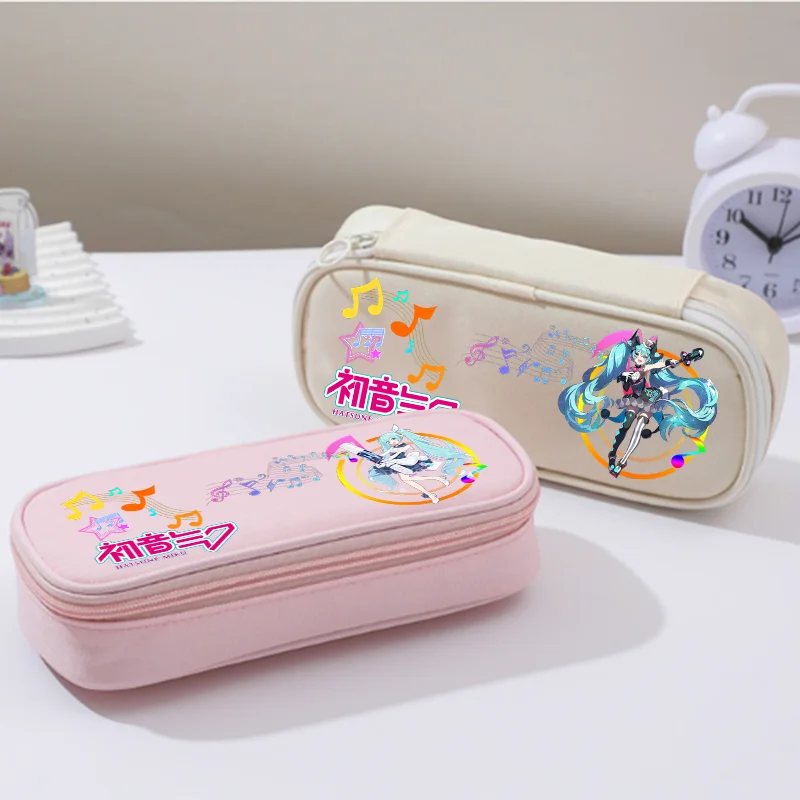 

Многослойная студенческая сумка-карандаш в стиле аниме Hatsune Miku, ткань Оксфорд, пенал miku, сумка для хранения канцелярских принадлежностей, подарок, розовый, синий, белый, черный